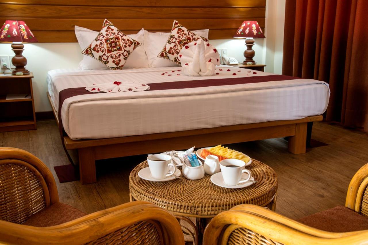 Royal Aykare Lodge バガン エクステリア 写真