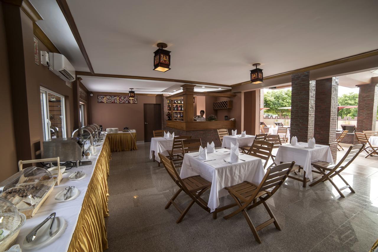 Royal Aykare Lodge バガン エクステリア 写真
