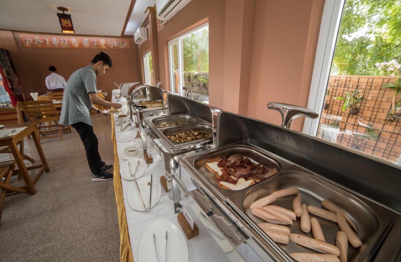 Royal Aykare Lodge バガン エクステリア 写真